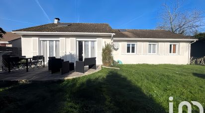 Maison traditionnelle 8 pièces de 153 m² à Les Mureaux (78130)