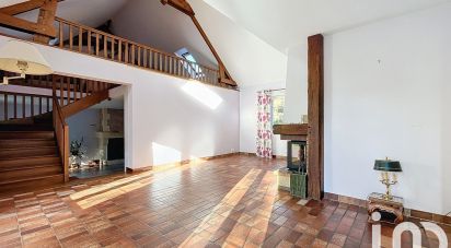 Maison traditionnelle 8 pièces de 241 m² à Montlouis-sur-Loire (37270)