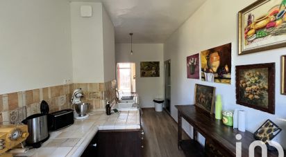 House 7 rooms of 220 m² in Izon (33450)