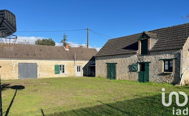 Barn conversion 5 rooms of 114 m² in Huisseau-sur-Mauves (45130)