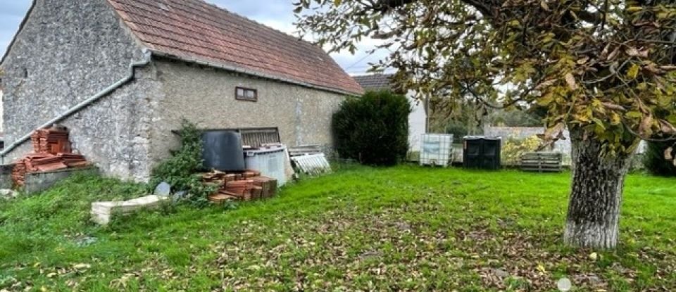 Barn conversion 5 rooms of 114 m² in Huisseau-sur-Mauves (45130)