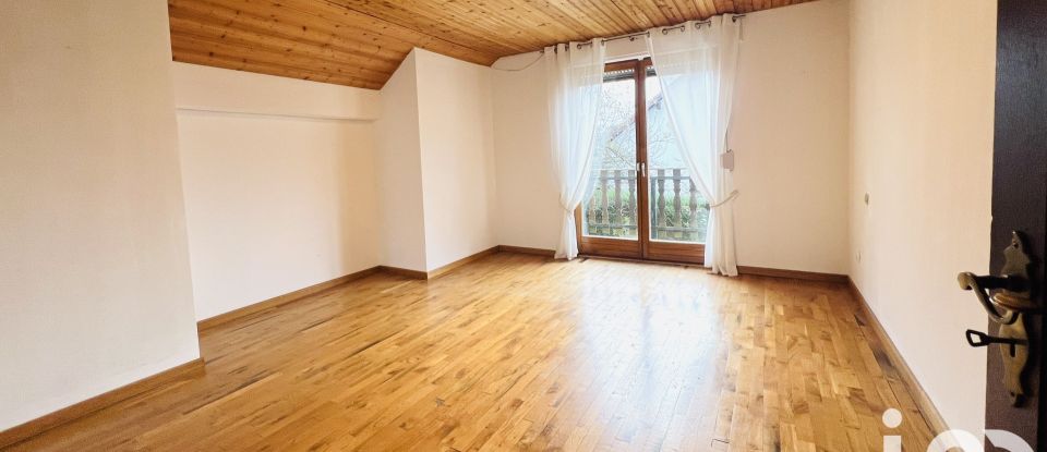 Maison 6 pièces de 176 m² à Œting (57600)