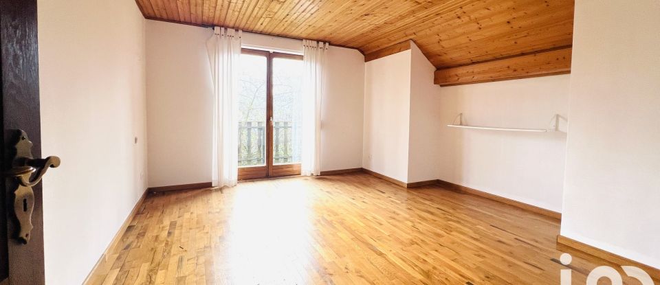 Maison 6 pièces de 176 m² à Œting (57600)