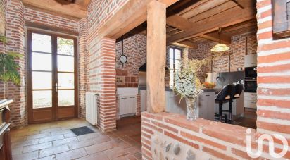 Mansion 8 rooms of 353 m² in Plaisance-du-Touch (31830)