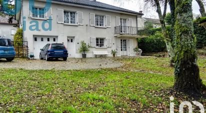 House 6 rooms of 143 m² in Verteillac (24320)