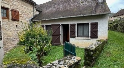 Village house 5 rooms of 105 m² in Autoire (46400)