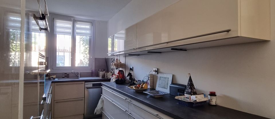 Apartment 4 rooms of 87 m² in Toulon (83200)