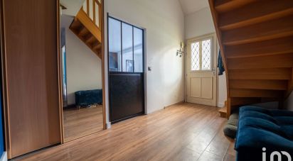 House 6 rooms of 160 m² in Senlis (60300)