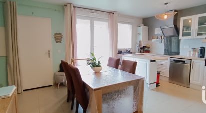 Apartment 3 rooms of 61 m² in Trappes (78190)