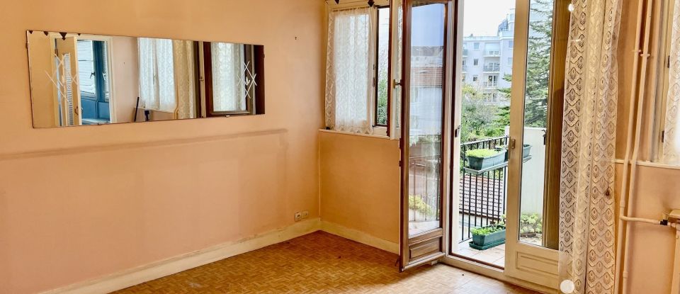 Apartment 3 rooms of 54 m² in Houilles (78800)