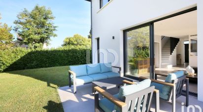 Maison 6 pièces de 156 m² à Lapeyrouse-Fossat (31180)