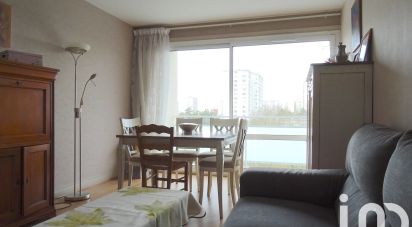 Apartment 2 rooms of 45 m² in Ris-Orangis (91130)