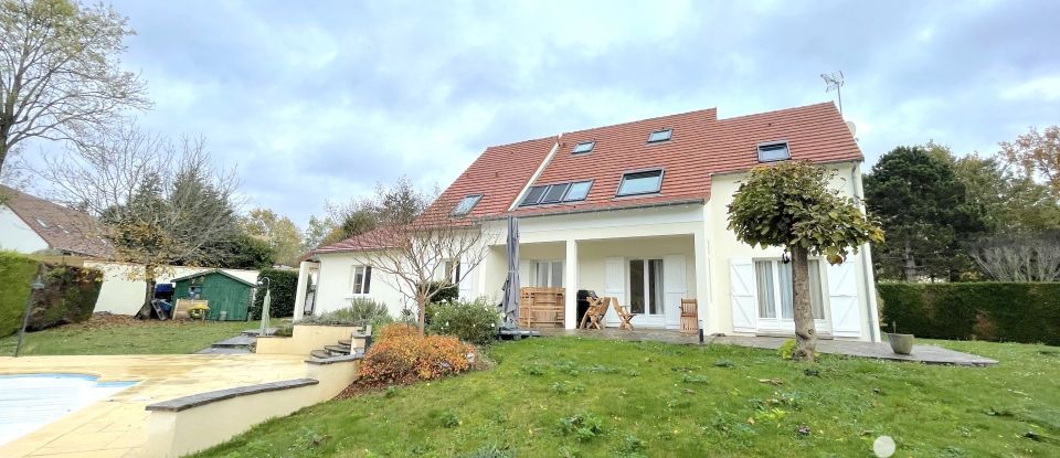 Maison d’architecte 8 pièces de 200 m² à Étiolles (91450)