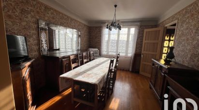 Traditional house 5 rooms of 94 m² in Mouroux (77120)