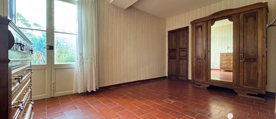 Traditional house 10 rooms of 340 m² in Vingrau (66600)