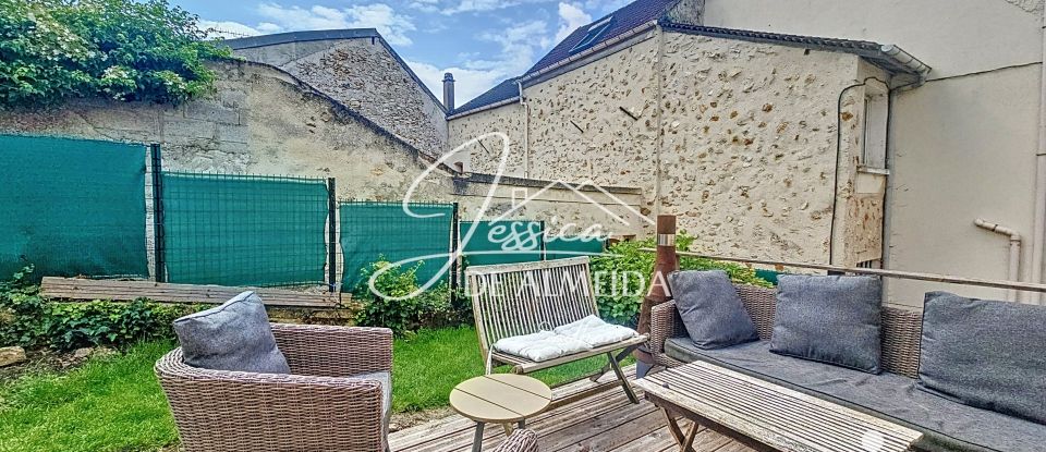 Maison 6 pièces de 102 m² à Montgé-en-Goële (77230)