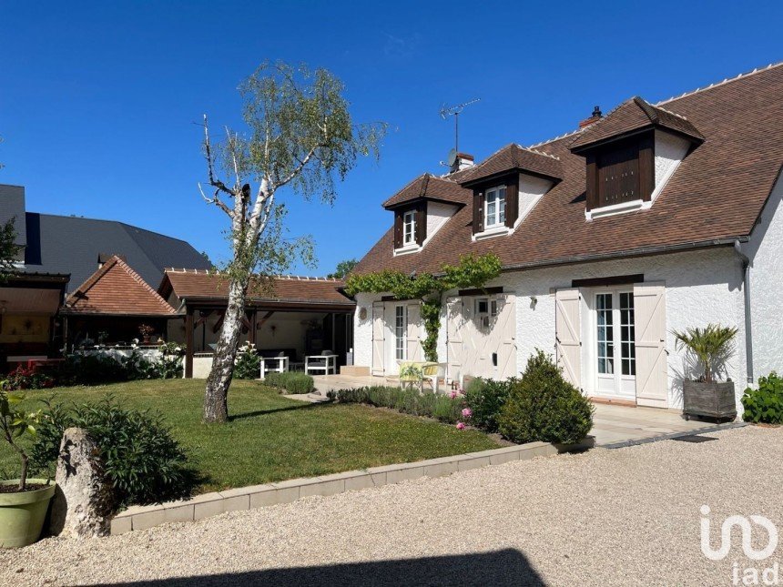 Maison 7 pièces de 163 m² à Ardon (45160)