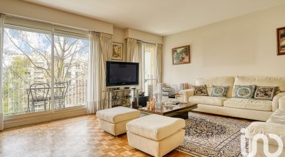 Apartment 5 rooms of 107 m² in Versailles (78000)