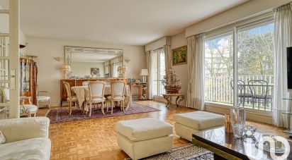 Apartment 5 rooms of 107 m² in Versailles (78000)