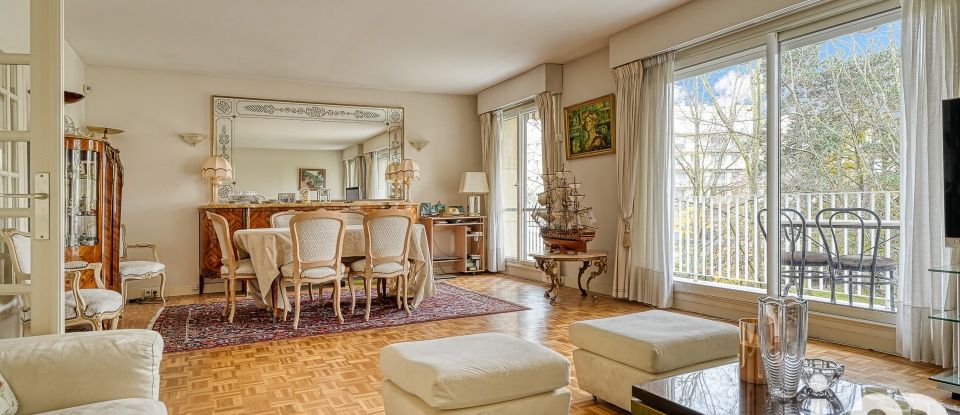 Apartment 5 rooms of 107 m² in Versailles (78000)