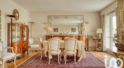 Apartment 5 rooms of 107 m² in Versailles (78000)