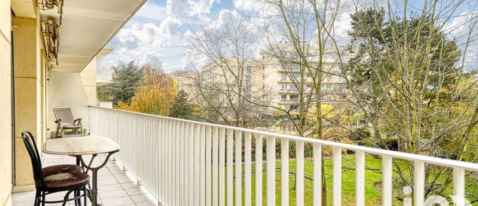 Apartment 5 rooms of 107 m² in Versailles (78000)