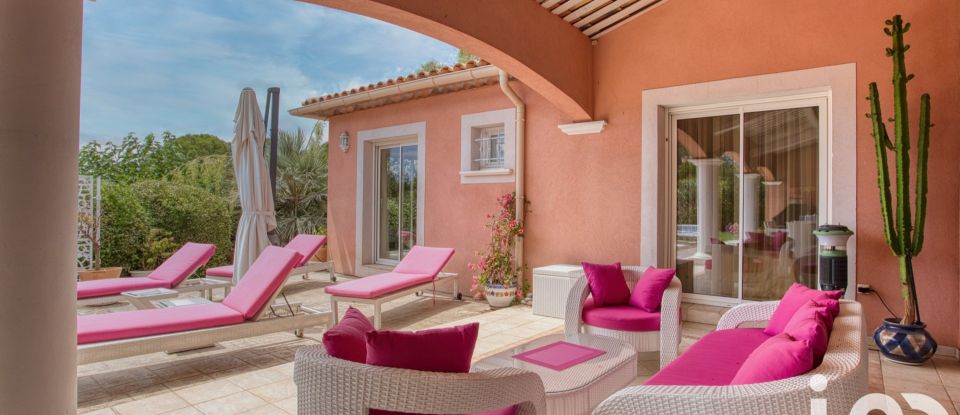 Maison 5 pièces de 319 m² à Fréjus (83600)