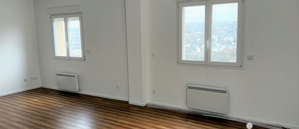 Maison 4 pièces de 81 m² à Rouen (76000)