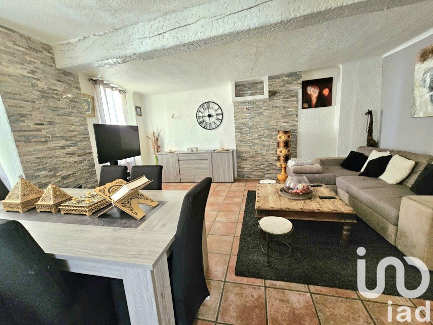 Village house 4 rooms of 90 m² in Le Luc (83340)