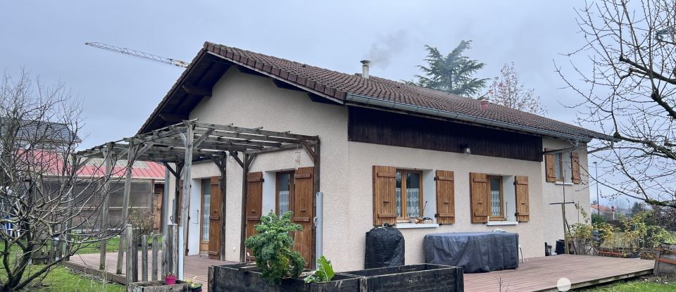 Maison traditionnelle 5 pièces de 104 m² à Saint-Pierre-en-Faucigny (74800)