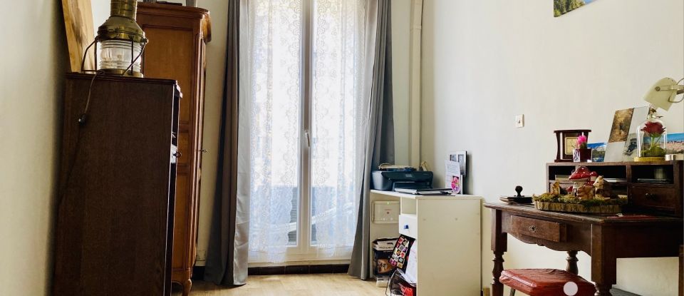 Appartement 3 pièces de 66 m² à Marseille (13002)