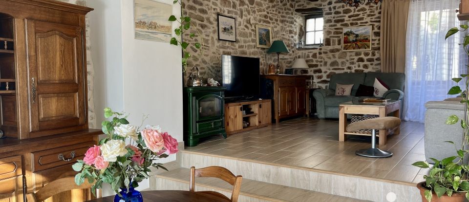 House 6 rooms of 136 m² in Brignon (30190)