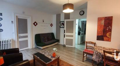 Apartment 2 rooms of 57 m² in Eaux-Bonnes (64440)