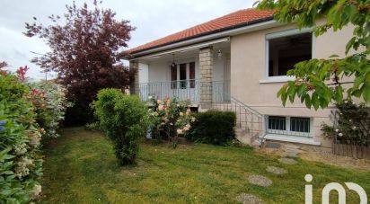 Maison traditionnelle 5 pièces de 118 m² à Saint-Georges-lès-Baillargeaux (86130)