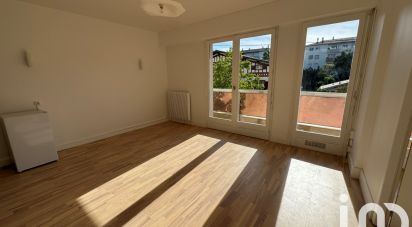 Apartment 2 rooms of 40 m² in Bordeaux (33000)