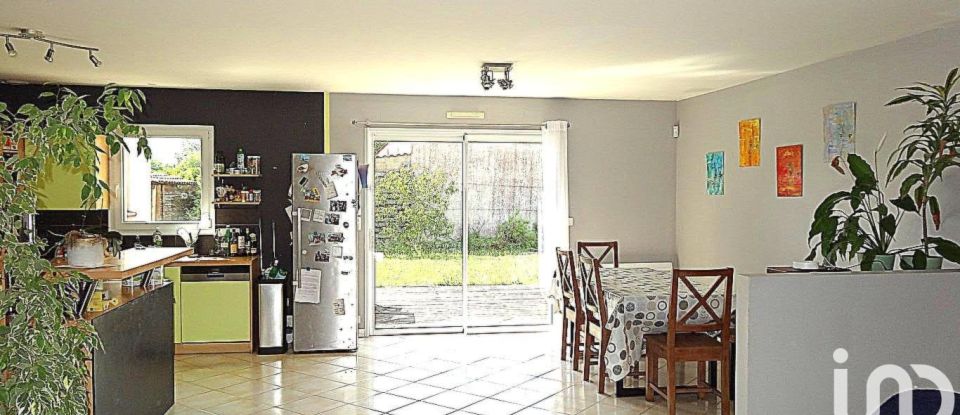 Maison 6 pièces de 140 m² à MACHECOUL (44270)