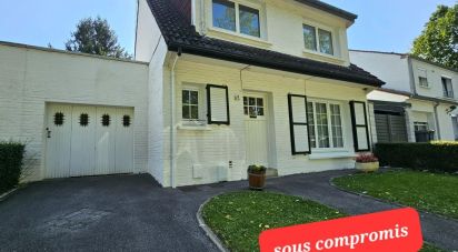 House 5 rooms of 115 m² in Saint-Saulve (59880)