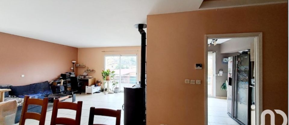 Traditional house 5 rooms of 190 m² in La Terrasse-sur-Dorlay (42740)