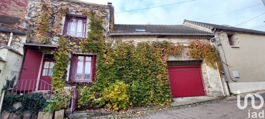 Maison de village 4 pièces de 100 m² à Villeneuve-la-Guyard (89340)