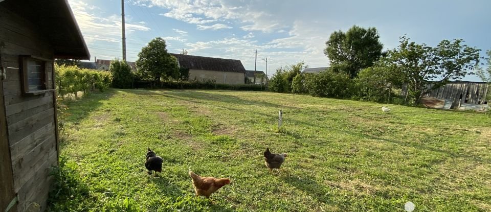 Traditional house 7 rooms of 133 m² in Saumur (49400)