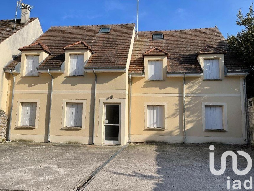 Maison 9 pièces de 210 m² à Nogent-sur-Oise (60180)