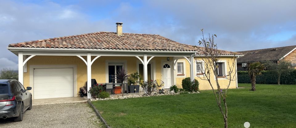 Maison traditionnelle 5 pièces de 107 m² à Dunes (82340)