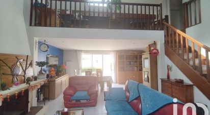 Traditional house 6 rooms of 115 m² in Longjumeau (91160)