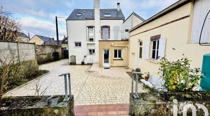 Town house 6 rooms of 118 m² in Chartres (28000)