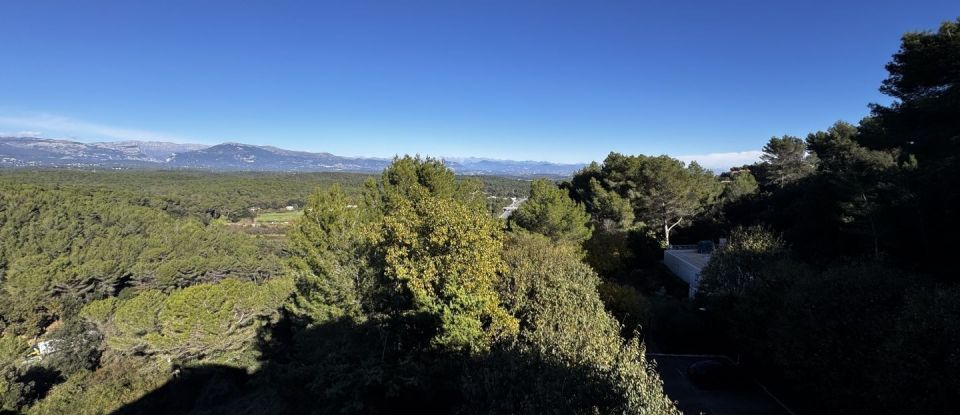 Appartement 2 pièces de 49 m² à Mougins (06250)