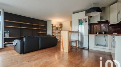 Appartement 3 pièces de 69 m² à Montreuil (93100)