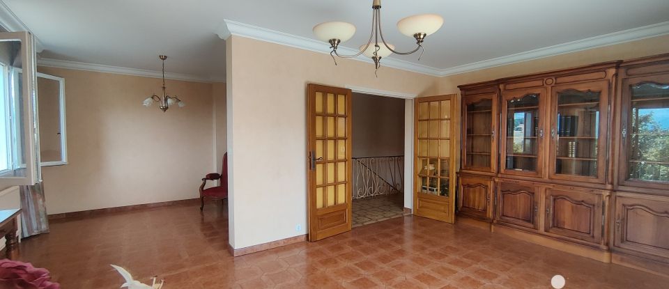 Maison 6 pièces de 169 m² à Jarrie (38560)