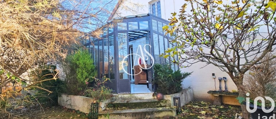 House 5 rooms of 154 m² in Épinay-sur-Seine (93800)