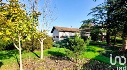 Maison 9 pièces de 180 m² à Saint-Nizier-le-Désert (01320)