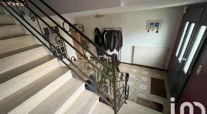 House 4 rooms of 108 m² in Parthenay (79200)